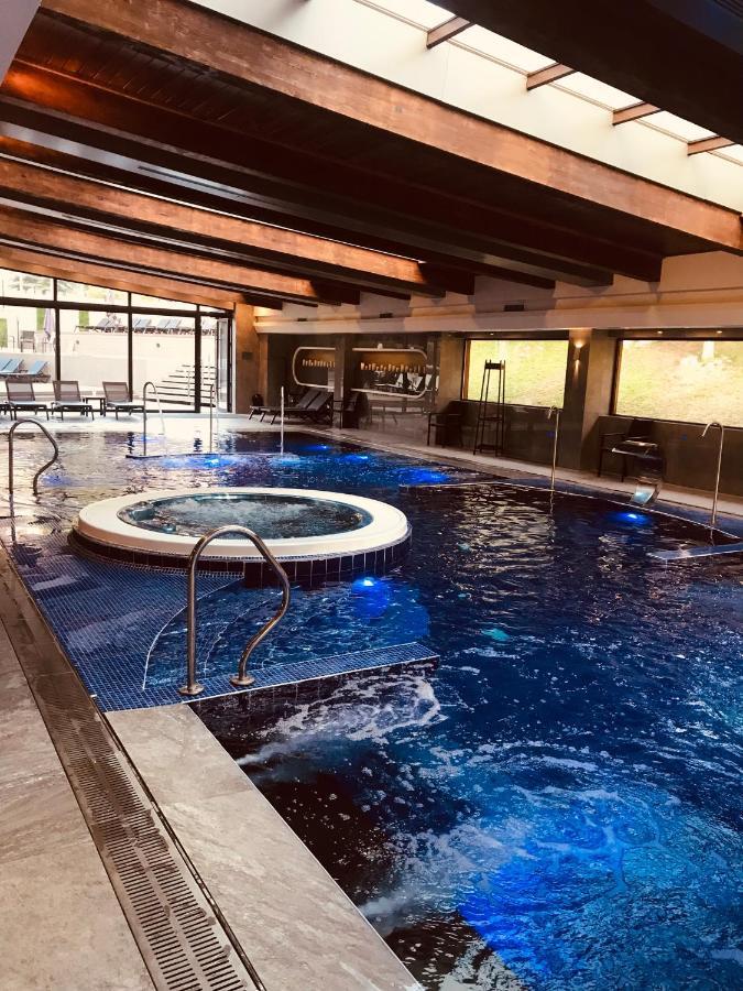 Private Spa Luxury Apartments 반스코 외부 사진