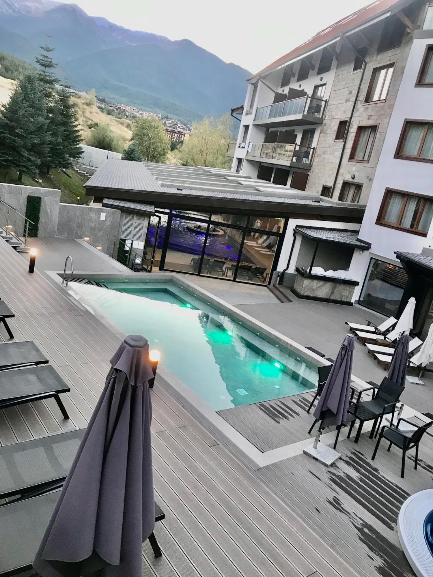 Private Spa Luxury Apartments 반스코 외부 사진