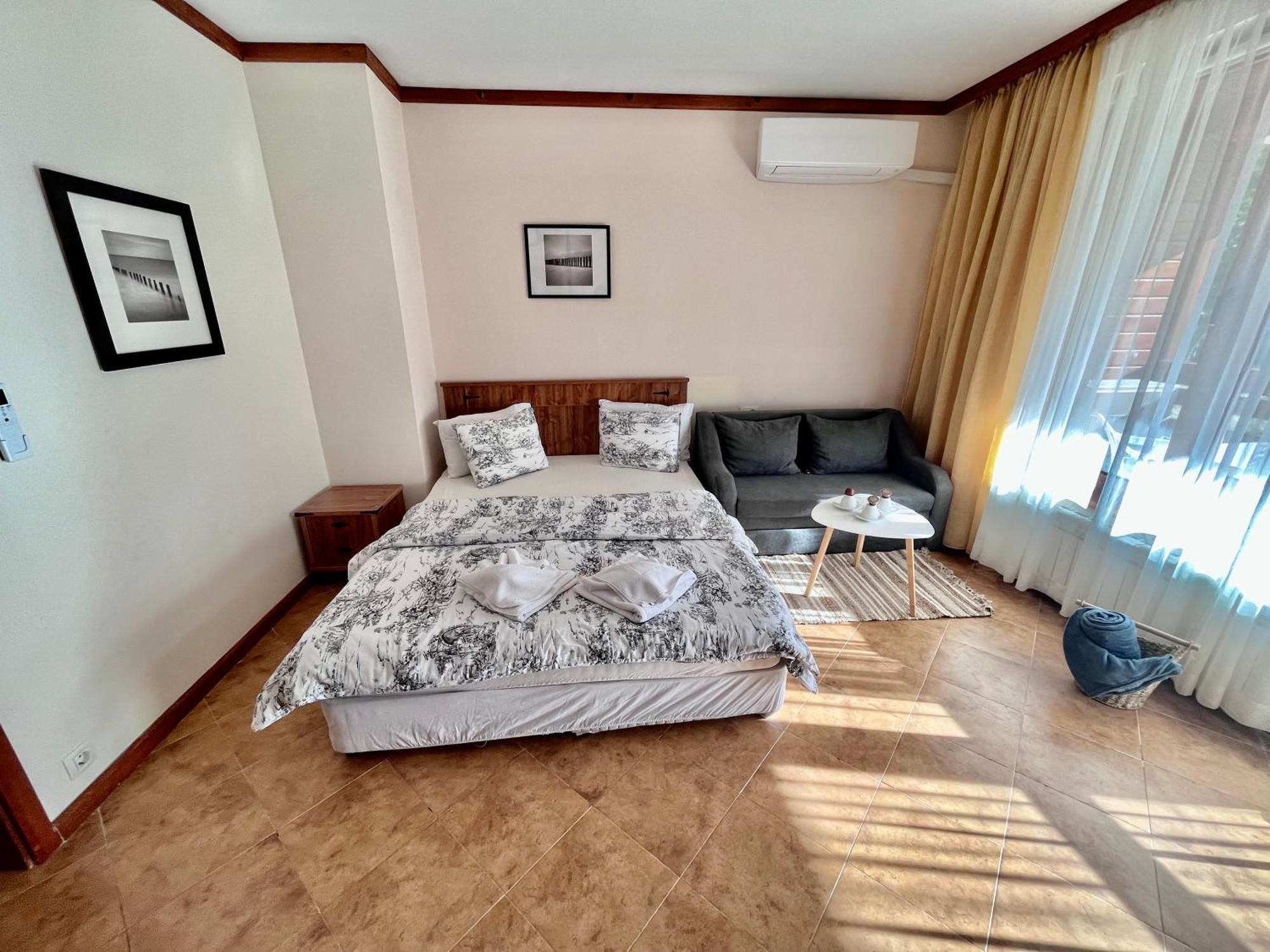 Private Spa Luxury Apartments 반스코 외부 사진